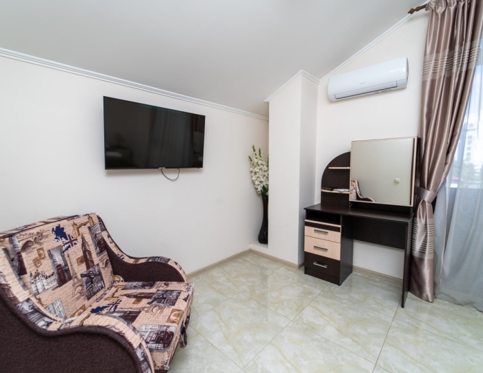 Апартаменты 3-местные 2-комнатные - Санаторий «Славутич» (корпус 9) Алушта