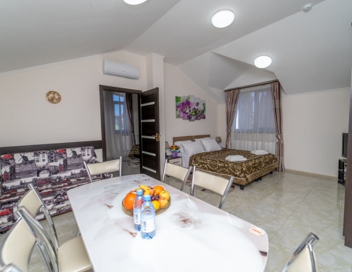 Апартаменты 3-местные 2-комнатные - Санаторий «Славутич» (корпус 9) Алушта